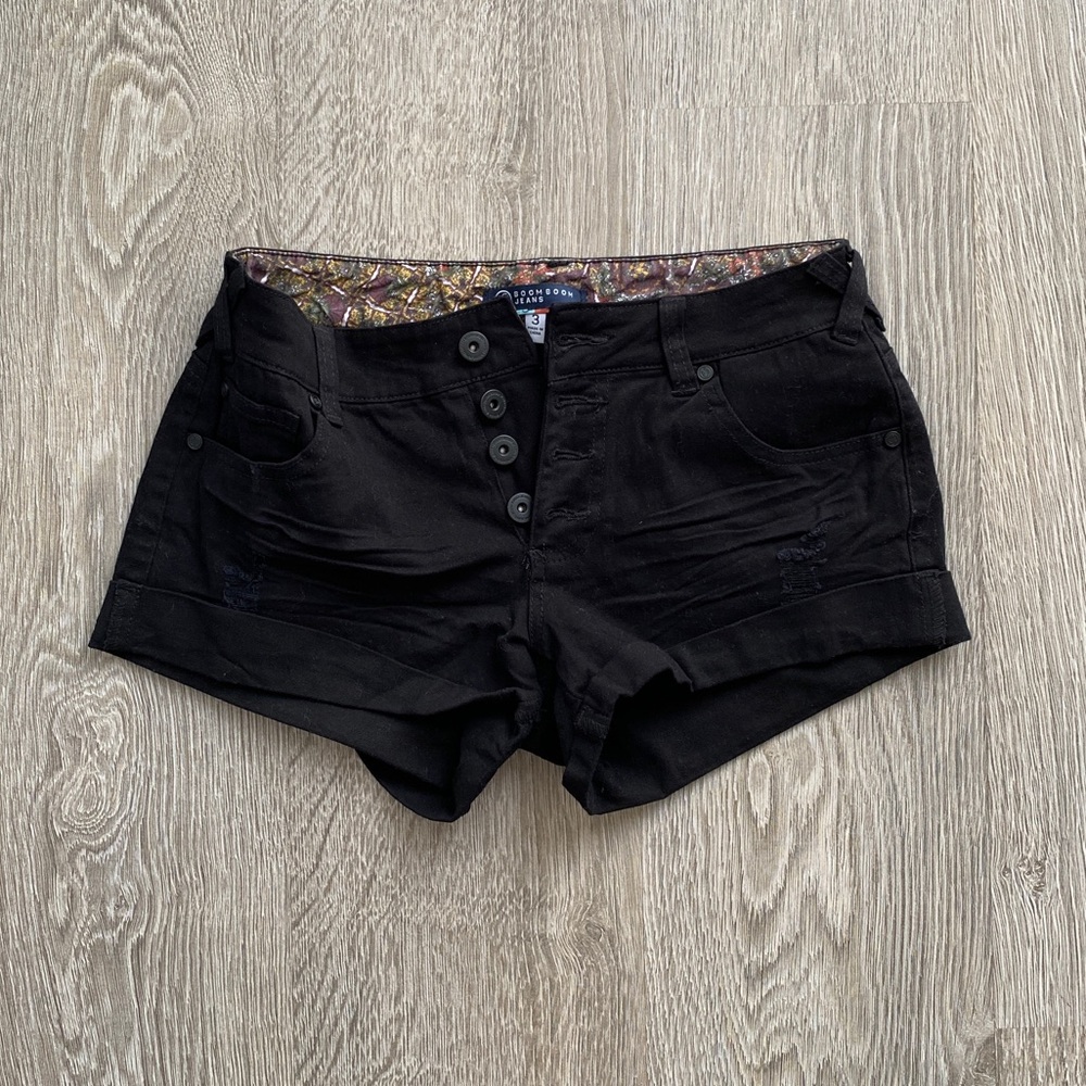 Booty Lifting Shorts from FASHION NOVA